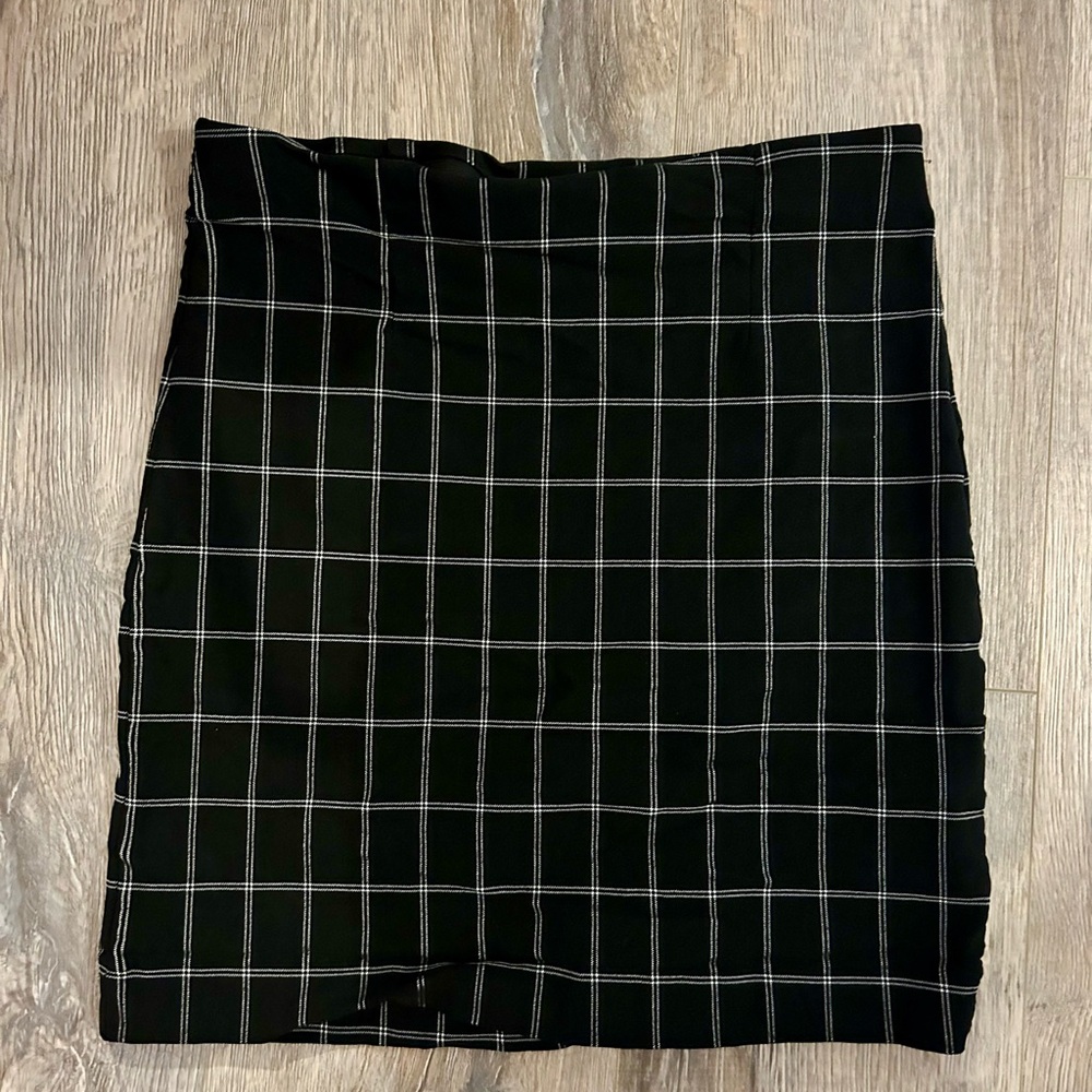 Dynamite Mini Skirt